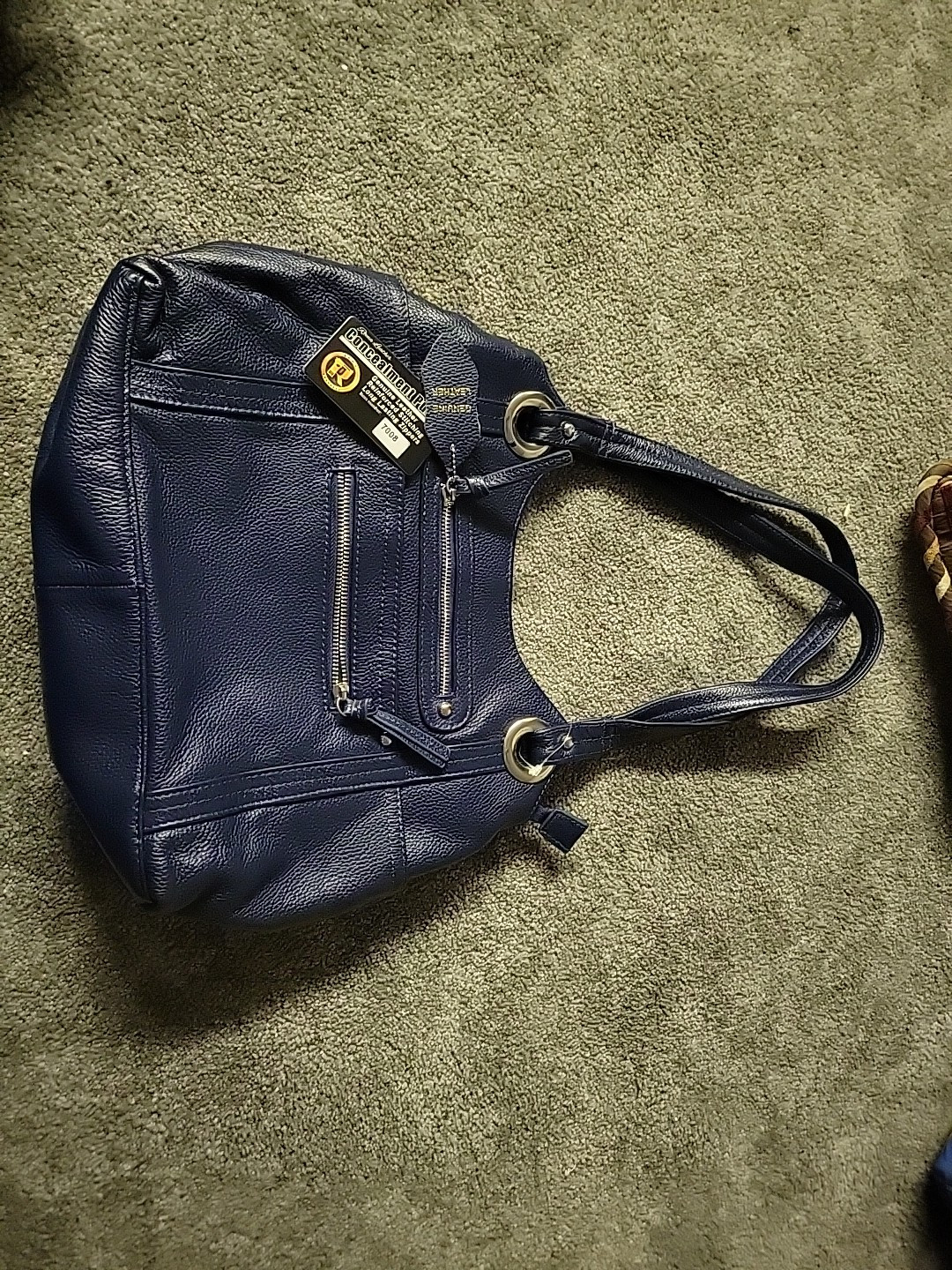 Roma NWT Leather Concealment Right Or Left Hand Shoulder Bag Locking ZipperBlack