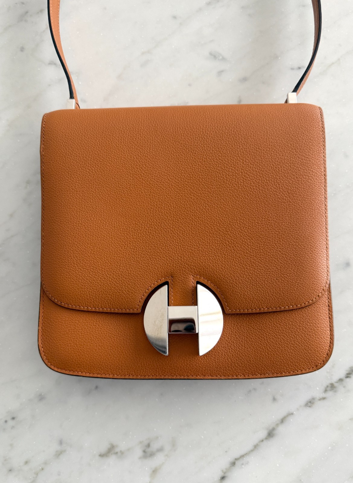 Authentic Hermes 2002 – 20 Evercolor Calfskin Leather Handbag with Milo Trim