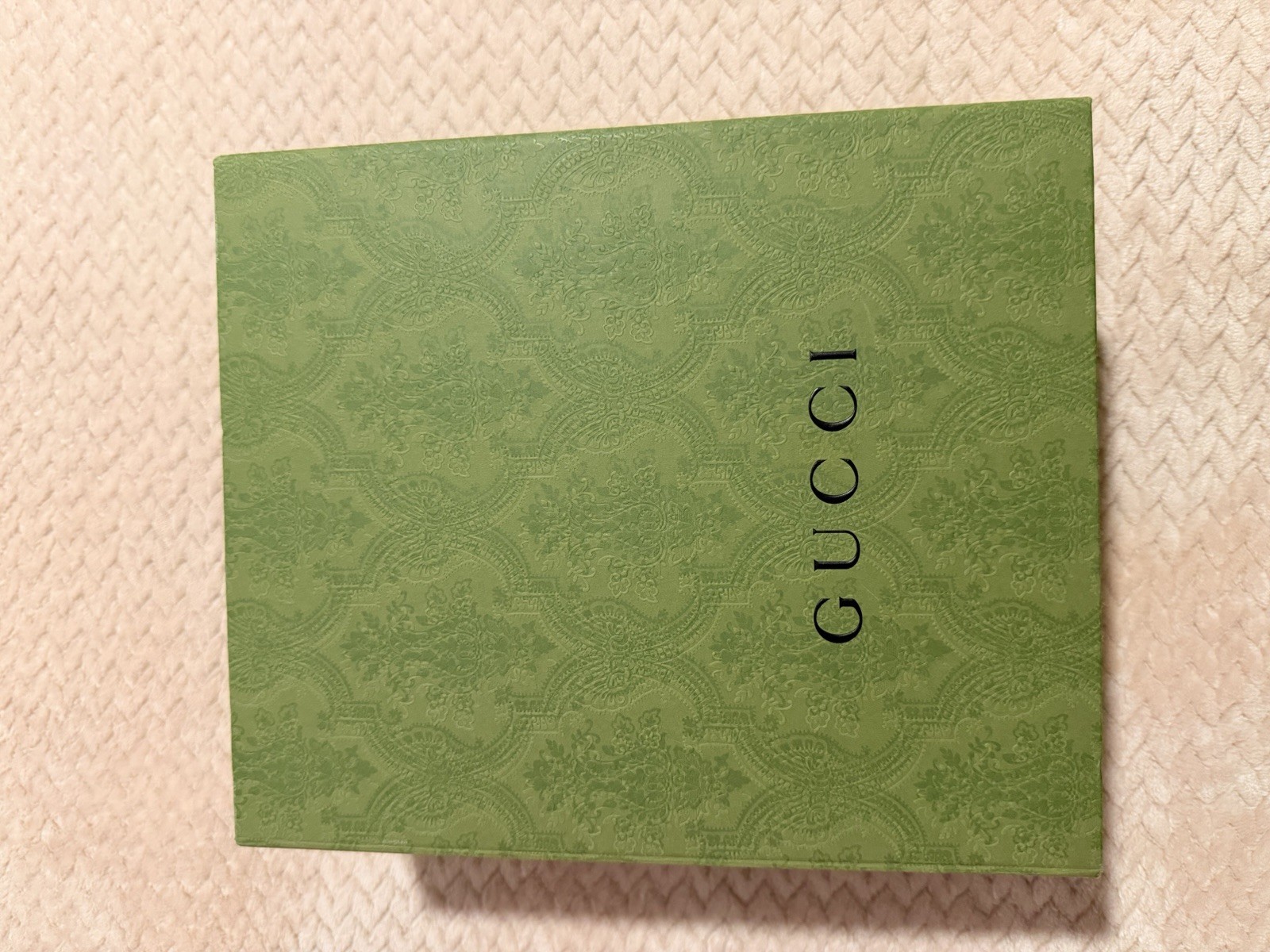 Gucci Dionysus GG Small Beige Shoulder Bag Silver Chain Push Lock Box