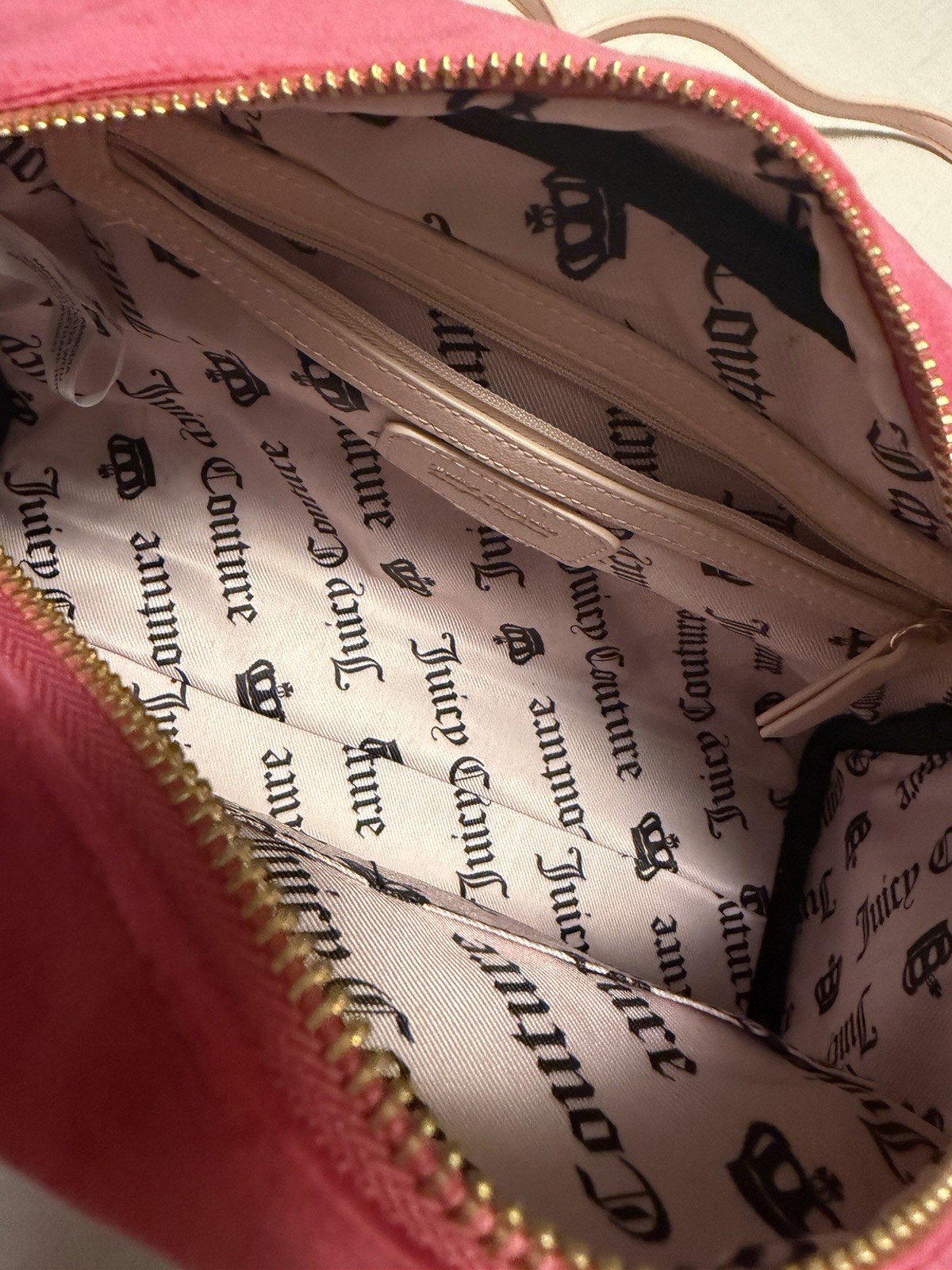 Juicy Couture Raseberry tart Satchel Quilted Logo Zip Strap Charm Pouch