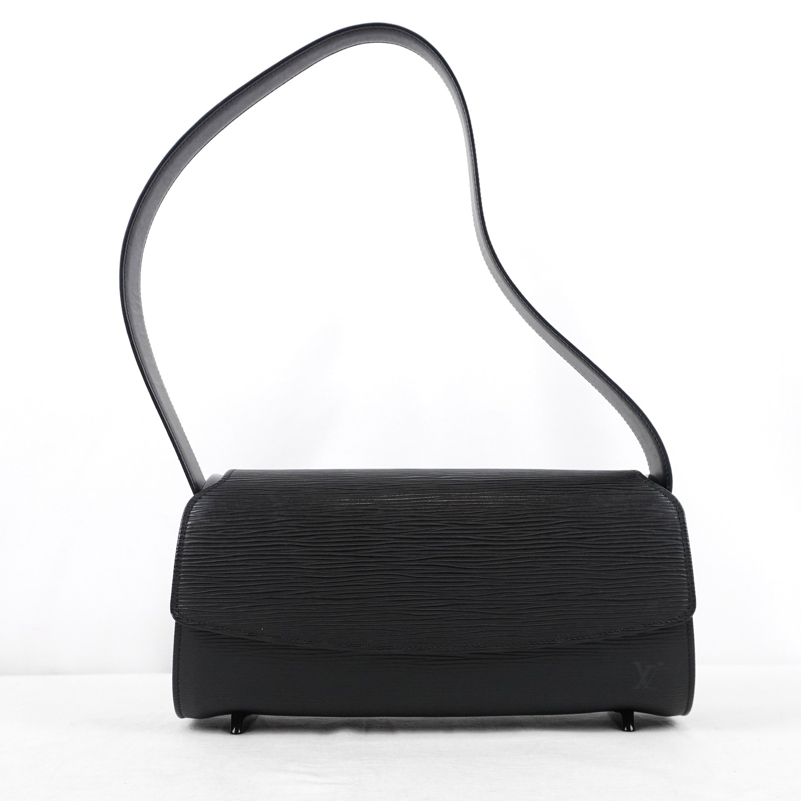 Louis Vuitton Epi Leather Nocturne Shoulder Bag In All Black With Suede Lining