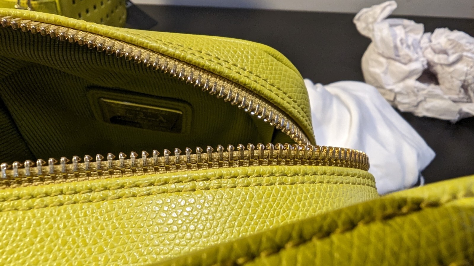 FURLA YOYO MINI CROSSBODY BAG IN ACID GREEN 100% LEATHER PURSE *BRAND NEW*