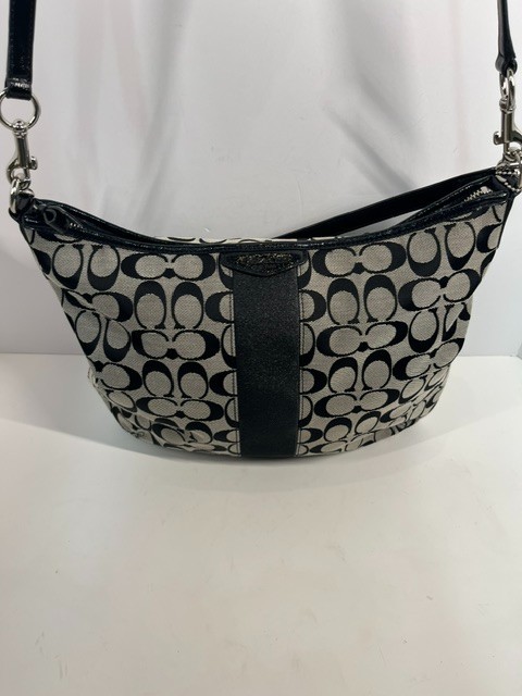 Coach Signature Black Tote Bag # D14D5-F29941. 13″ Wide. Excellent Condition.