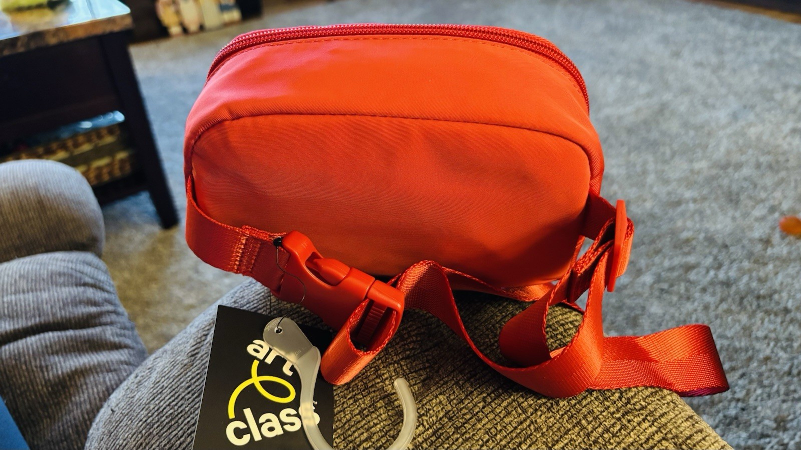 Art-class Women’s Red Bag