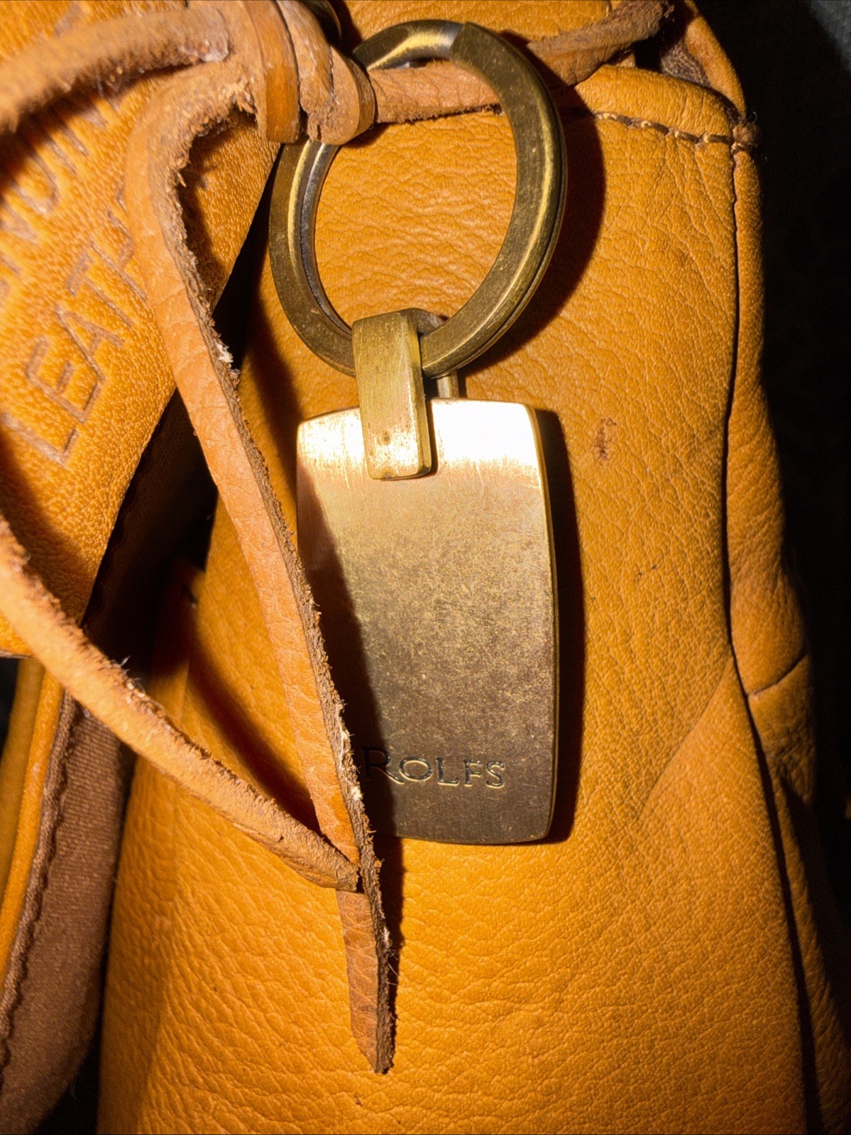 Vintage Tan Rolfs Genuine Leather Purse Shoulder Bag Flap Over Gold Accents