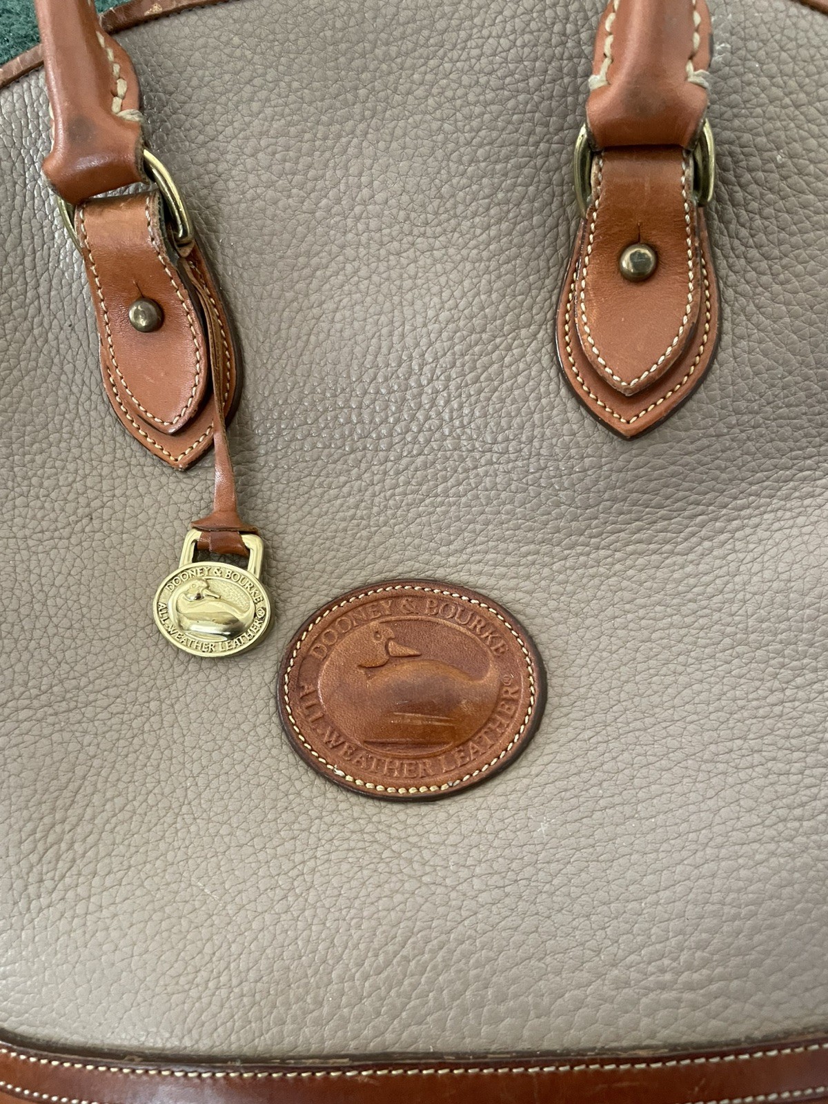 DOONEY & BOURKE Vtg Taupe Norfolk Case Made In USA – Flaws, See Description/Pics
