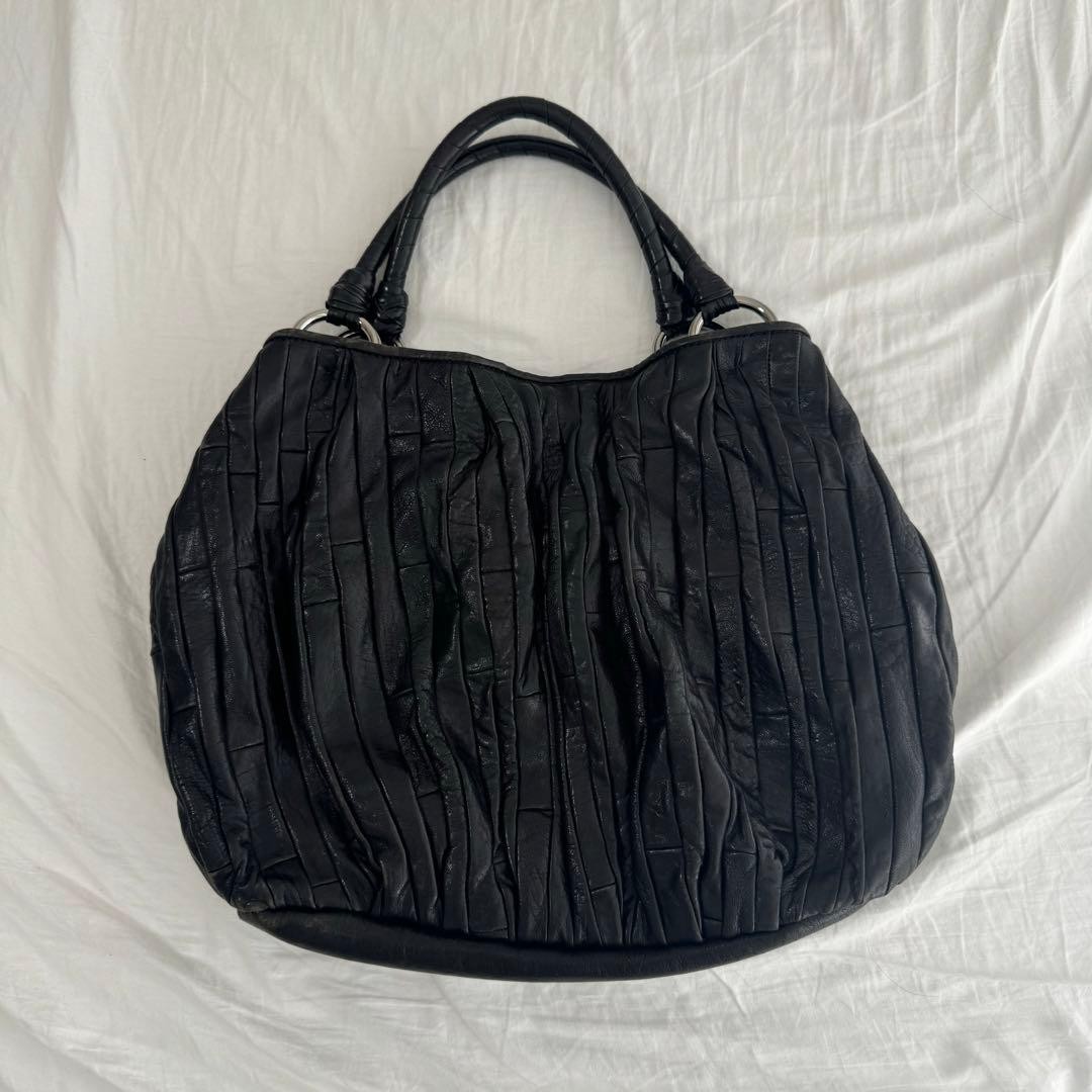 Miu Miu Matelasse Pleated Handbag Black Large 45cm 17.72in Shoulder japan