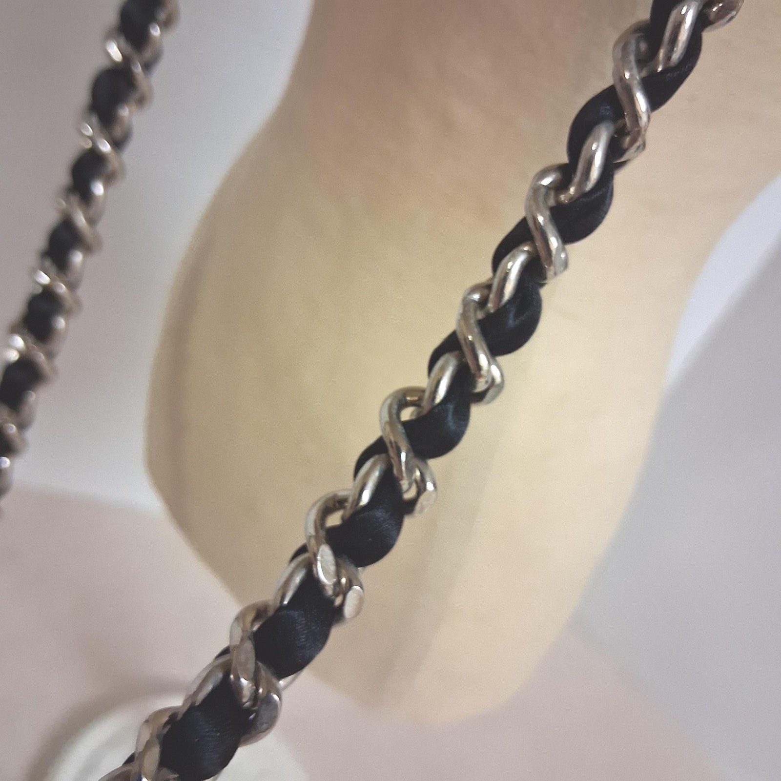 Black Patent Leather Style LINEA PELLE Evening Bag, Formal Purse Patent Chain