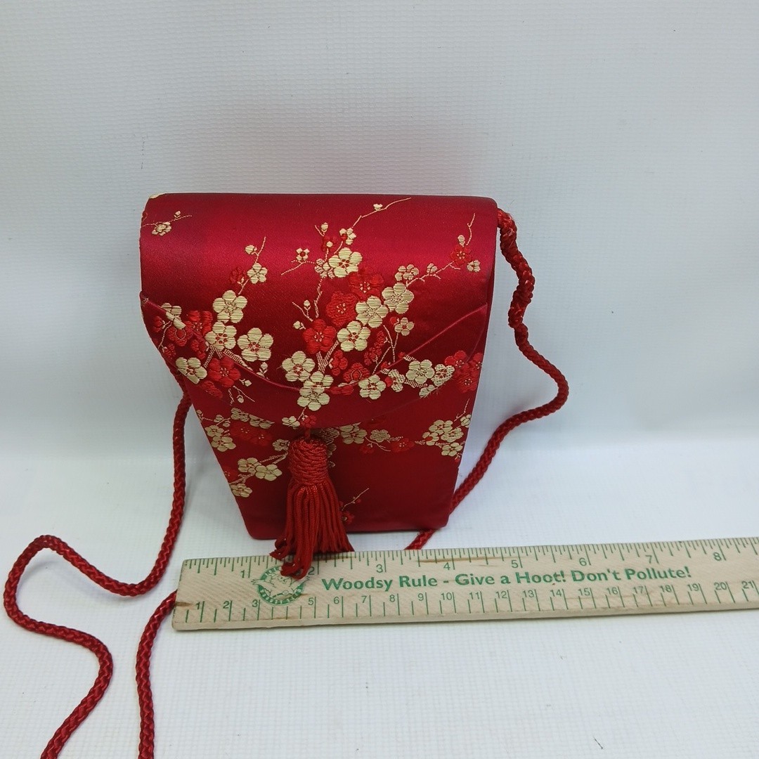 Vtg Carla Marchi Red Silk Asian-style pouch purse Gold Plum Blossom crossbody
