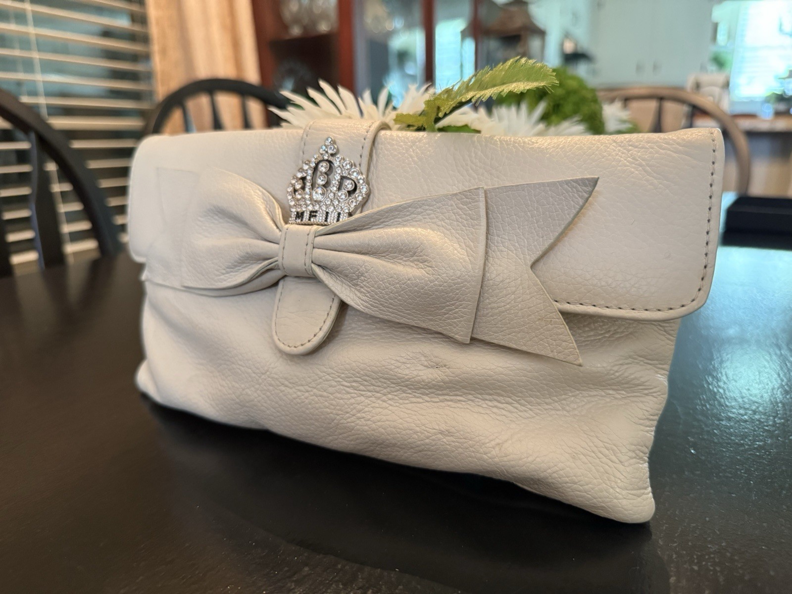 My Flat In London White/Cream Clutch