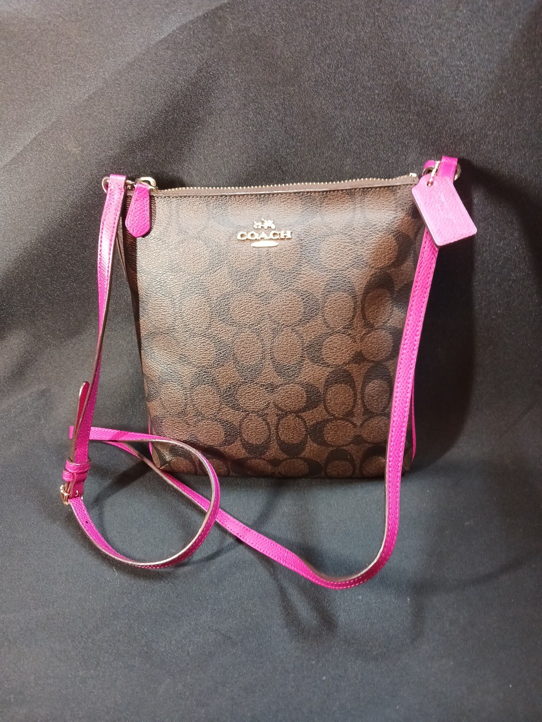 Coach Signature North South Crossbody Bag Brown Pink Ruby F35940 EXCELLENT COND