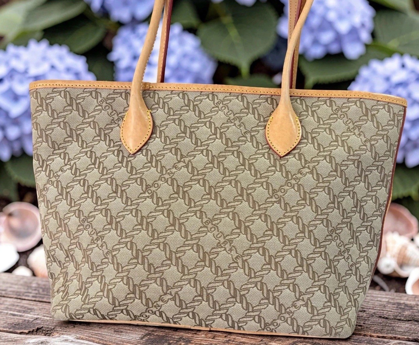 Dooney Bourke Brown Beige Maritime Rope Nautical Coastal Vacchetta Leather Tote