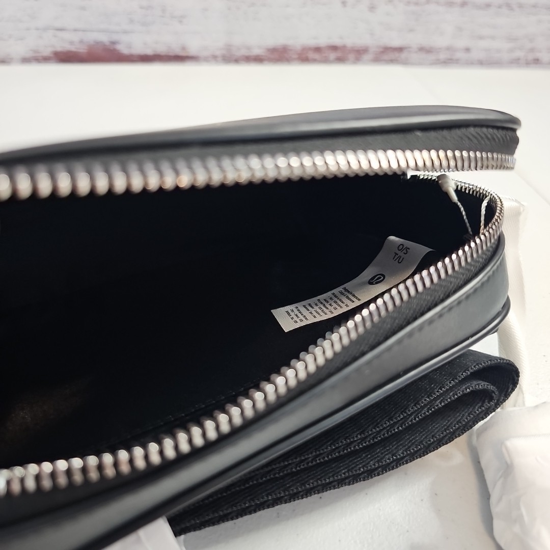 Lululemon Everywhere Belt Bag Cactus Leather Black Silver 1L Fanny Pack NEW NWT