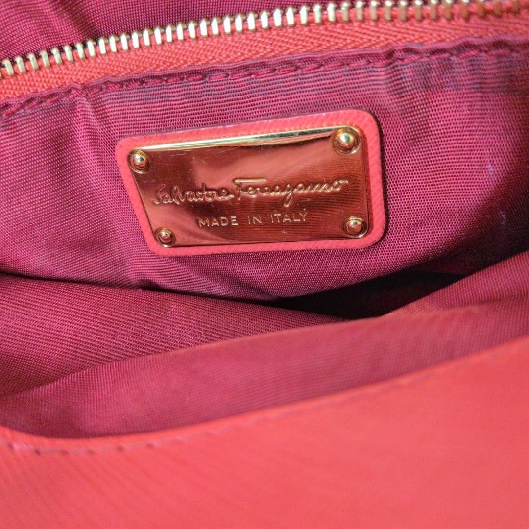 Ferragamo Pink Leather Shoulder Bag with Ribbon Used, 7.9×10.2×2.4 inches