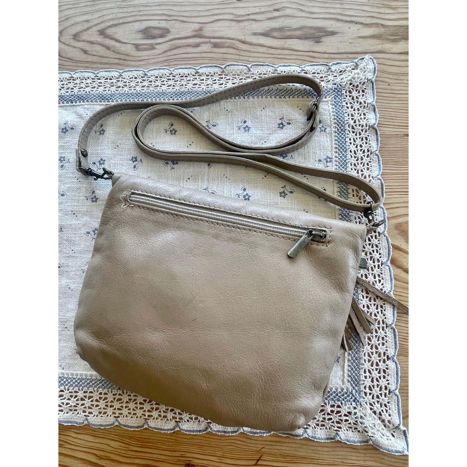 Borse in Pelle Pebbled Beige Leather Crossbody Hobo Bag Italian Artisan Purse