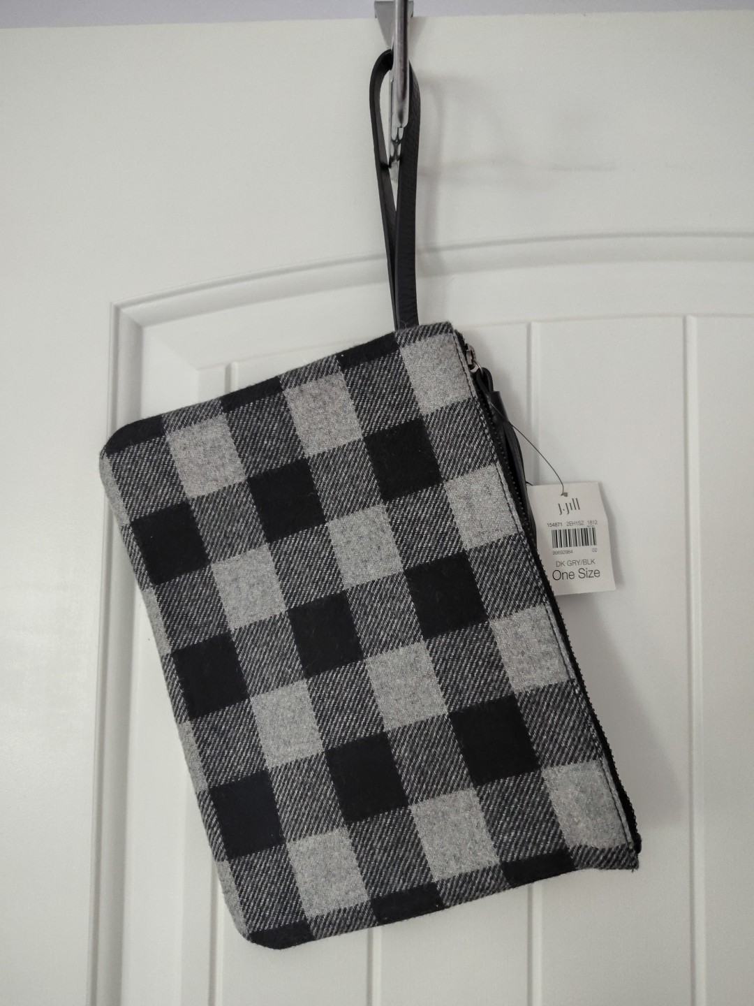 J. Jill ~ Wristlet Gray & Black Buffalo Check Plaid Wool Blend w/ Tassel