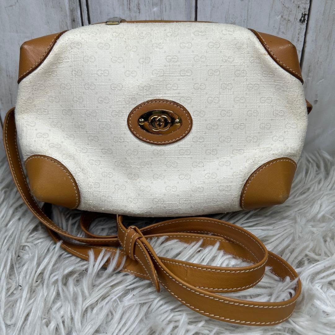 GUCCI Micro GG Gold Hardware Leather Shoulder Bag Authentic
