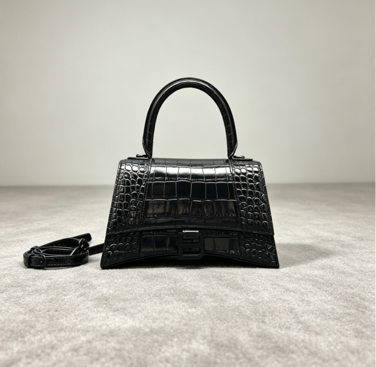 AUTH Balenciaga Hourglass S L9969 Black Crocodile Embossed Crossbody Bag