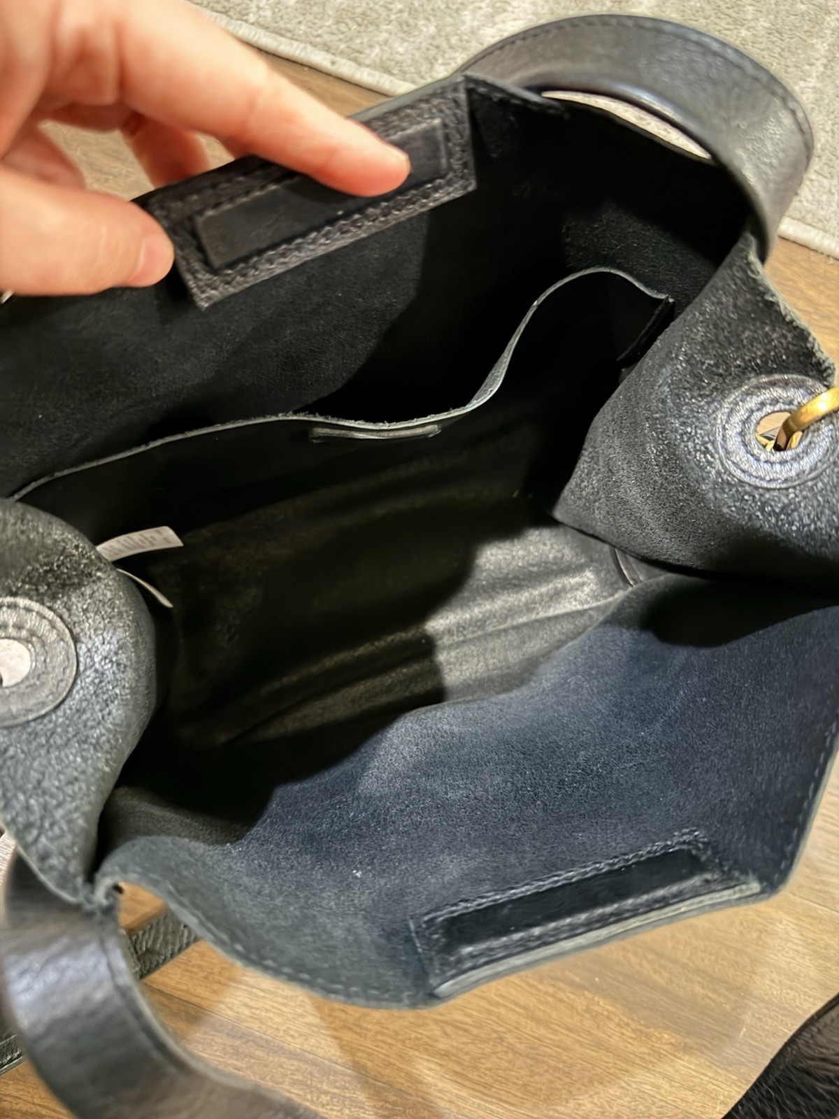 Madewell Sydney Shoulder Bag, black. Comes with long strap.
