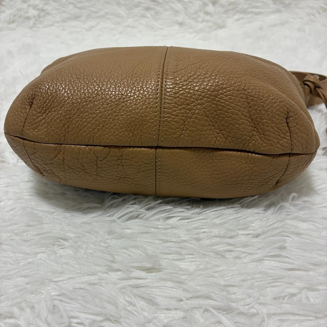 Furla Half Moon Crossbody Shoulder Bag Camel Brown Leather Japan 0610337