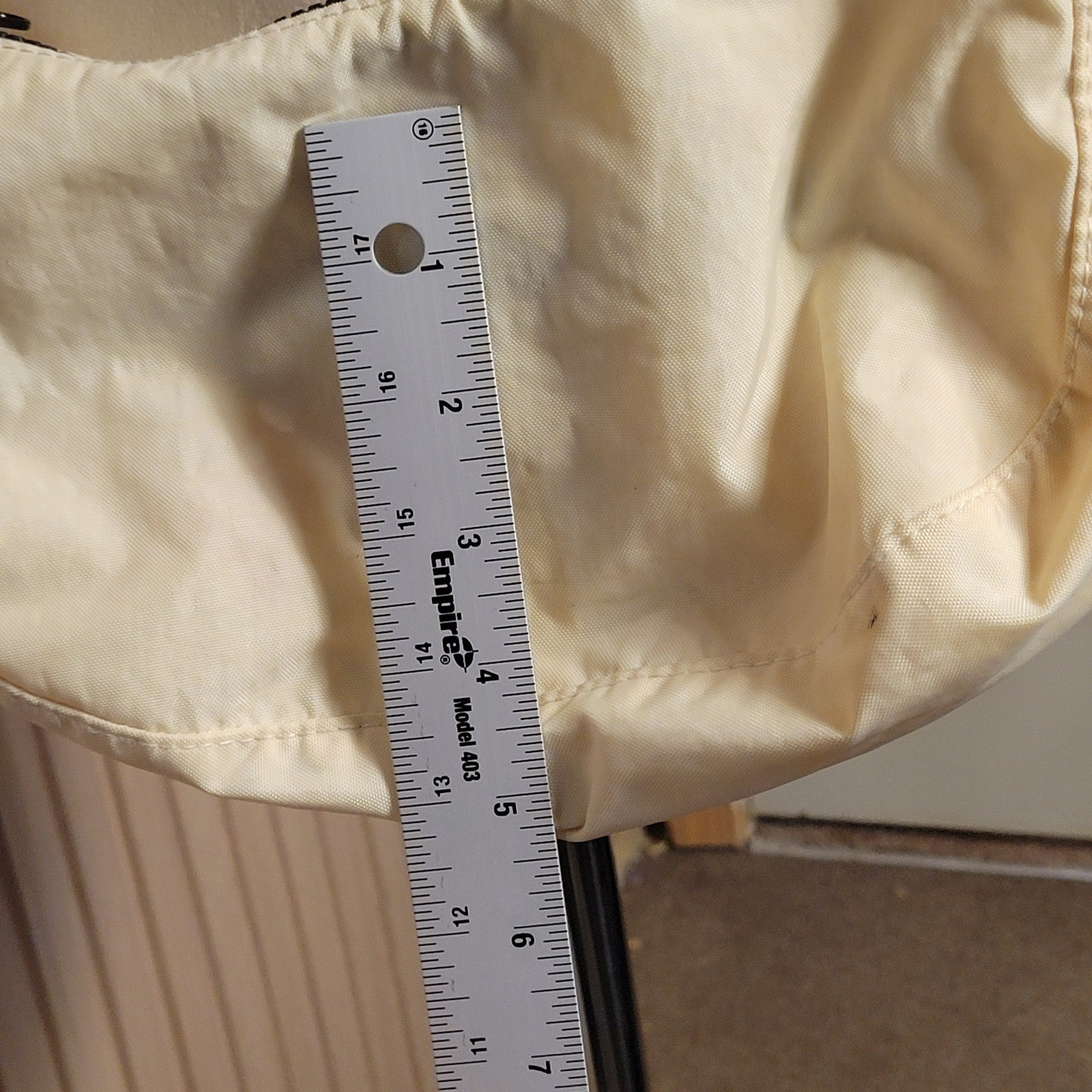 BAGGU Medium Nylon Crescent Bag Ivory Off White Crossbody Logo Strap