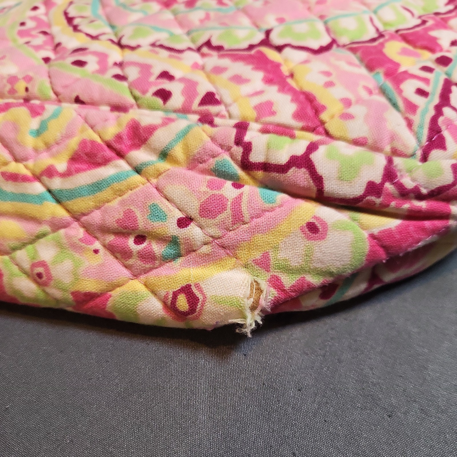 Vera Bradley Capri Melon Paisley Messenger Bag/Computer Bag