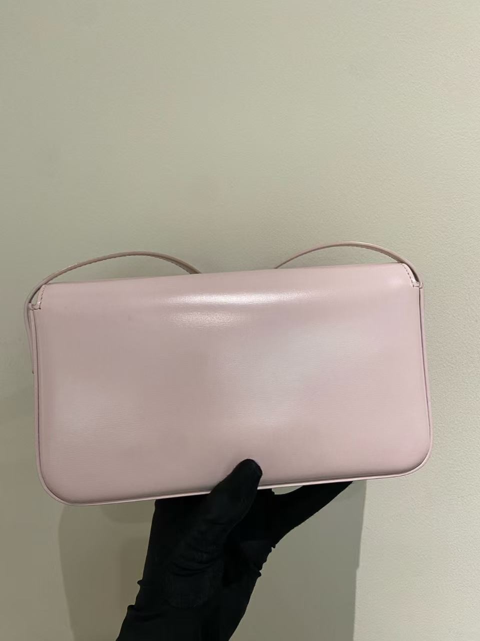 CELINE Triomphe Shoulder Bag Sakura Pink Shiny Calfskin Gold Hardware Auth