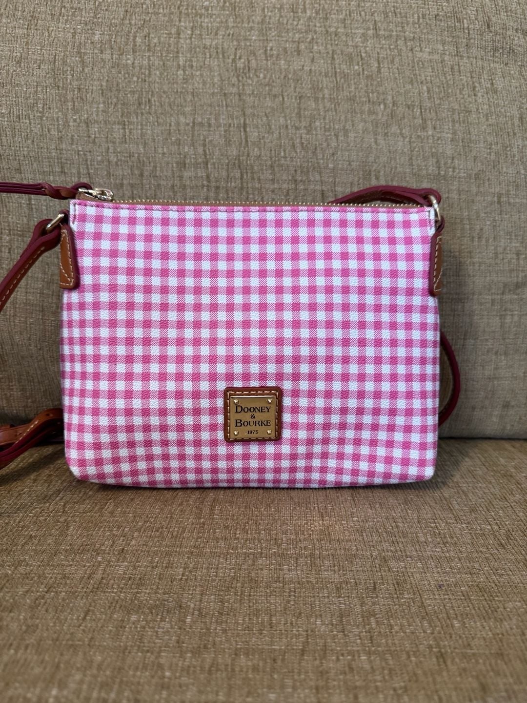 Dooney & Bourke Gingham II Suki Crossbody Bag in Pink and White
