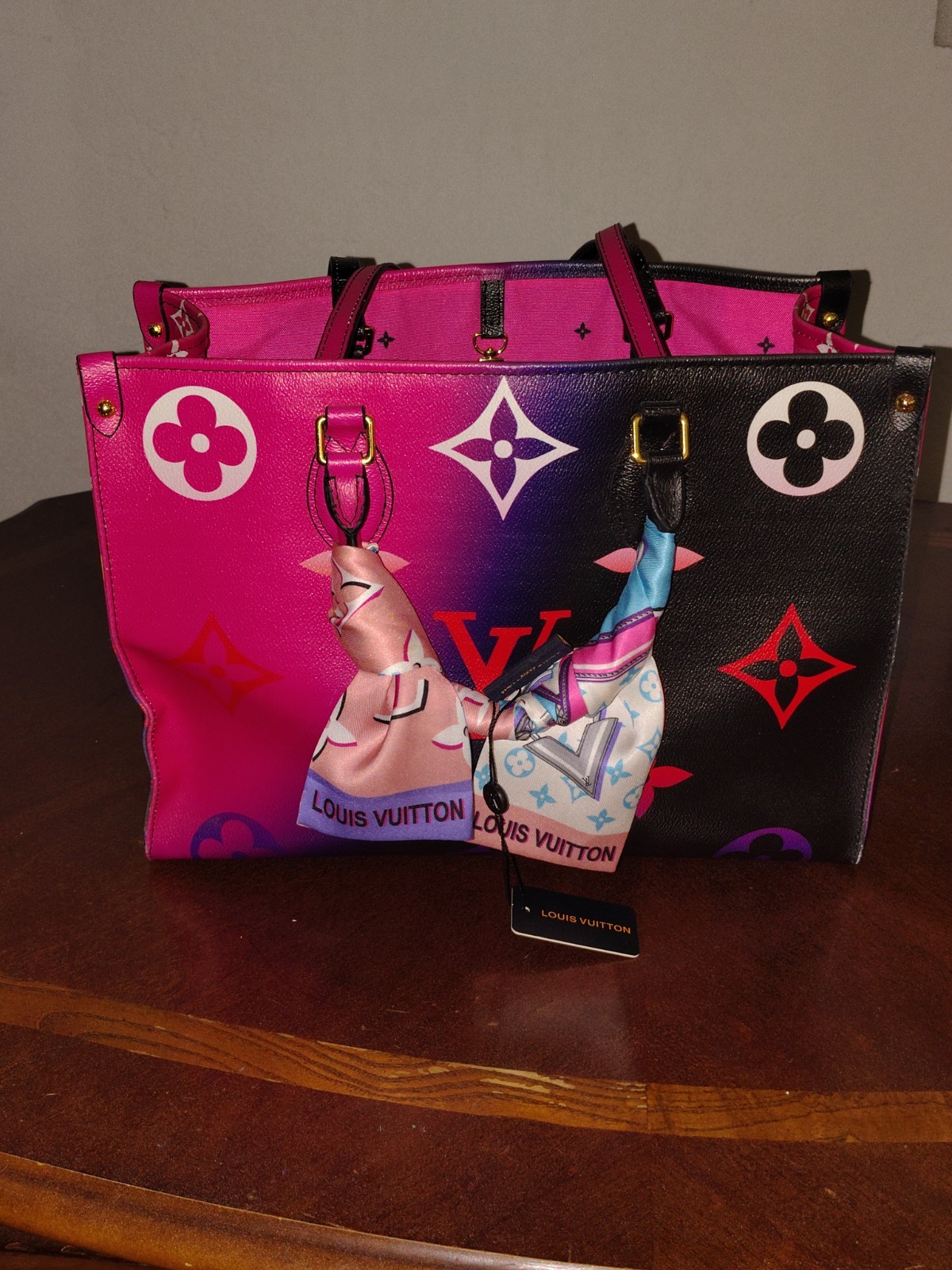 Louis Vuitton On The Go MM Brand New without Tags