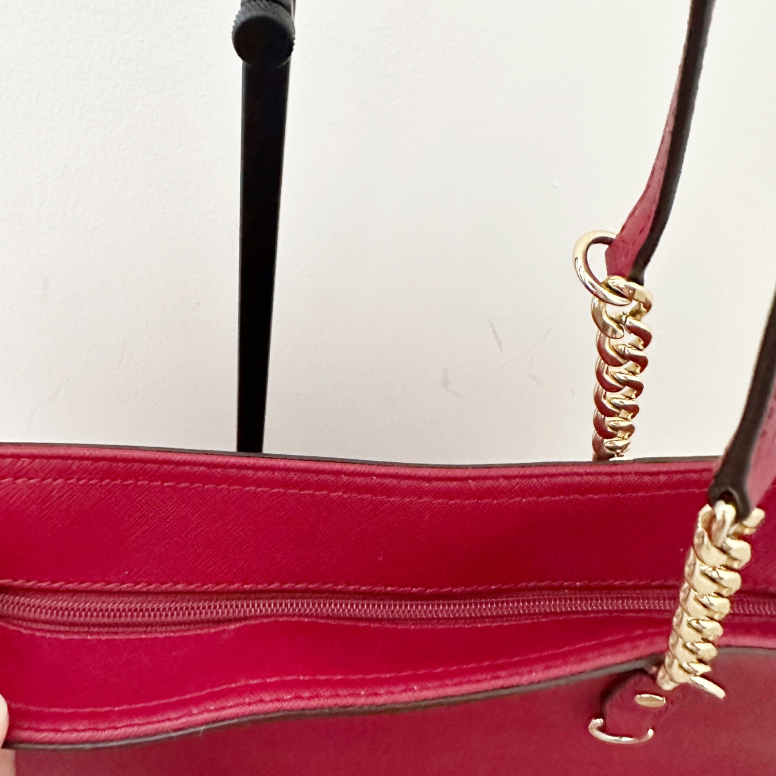 Michael Kors Jet Set Chain East West Top Zip Leather Tote Bag Red