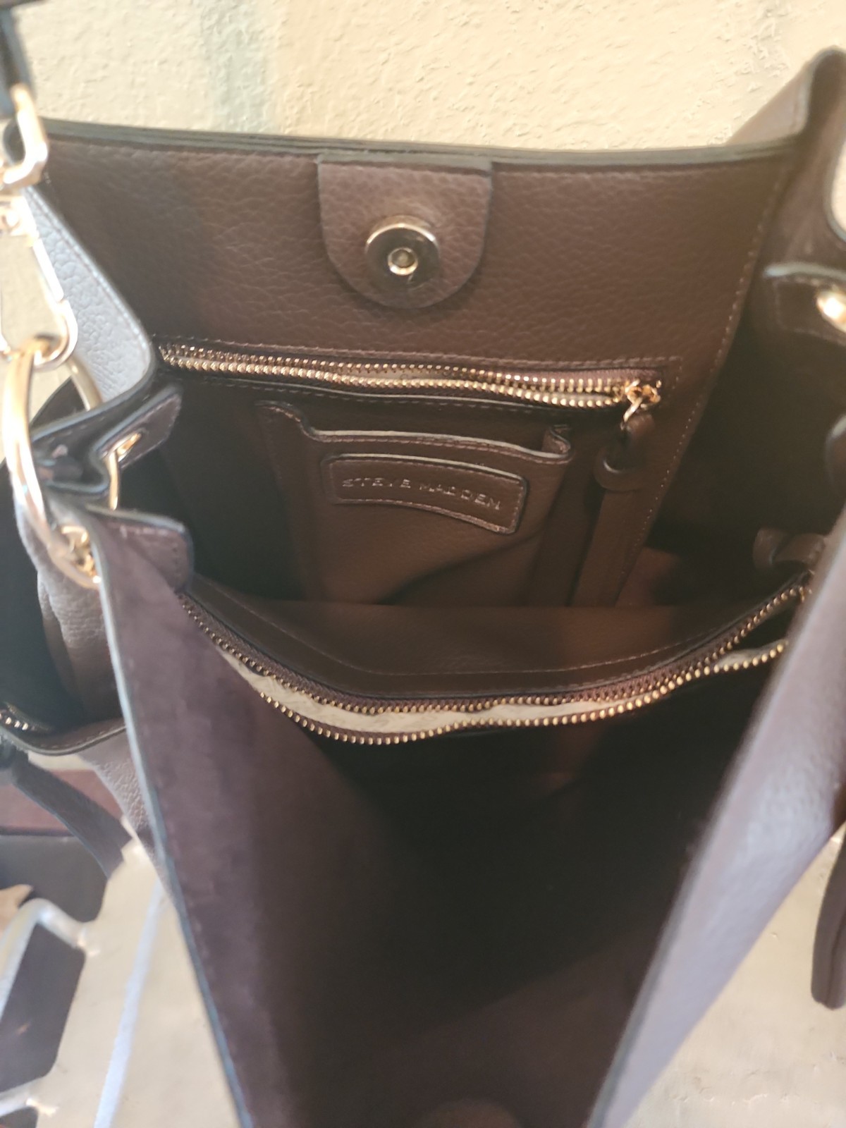 Steve Madden Brown Shoulder/Crossbody Tote Satchel w/Coin Pouch 10.5″ Tall x 14″