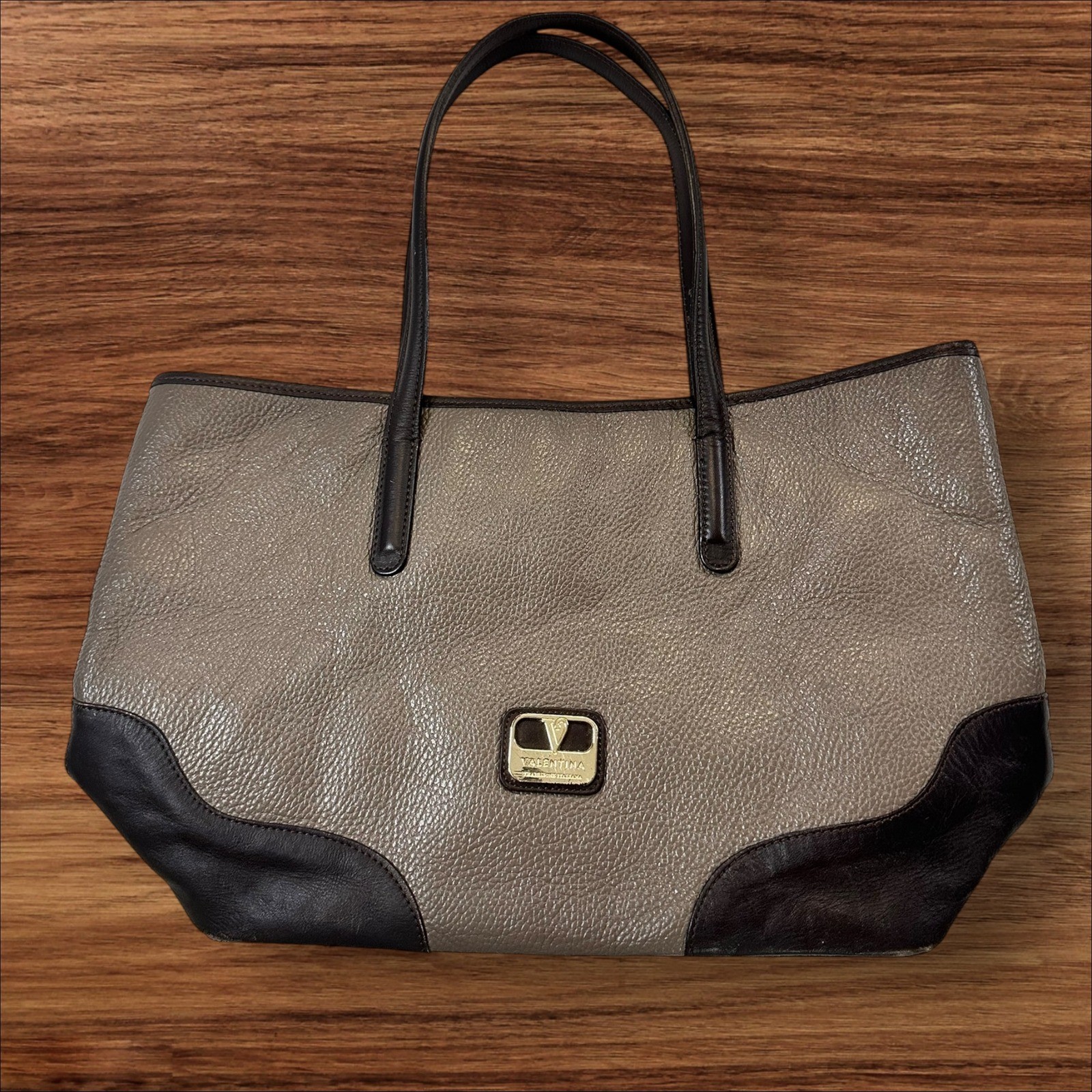 Valentina Tradizione Italiana Tote Bag Taupe Beige Gray Leather Designer