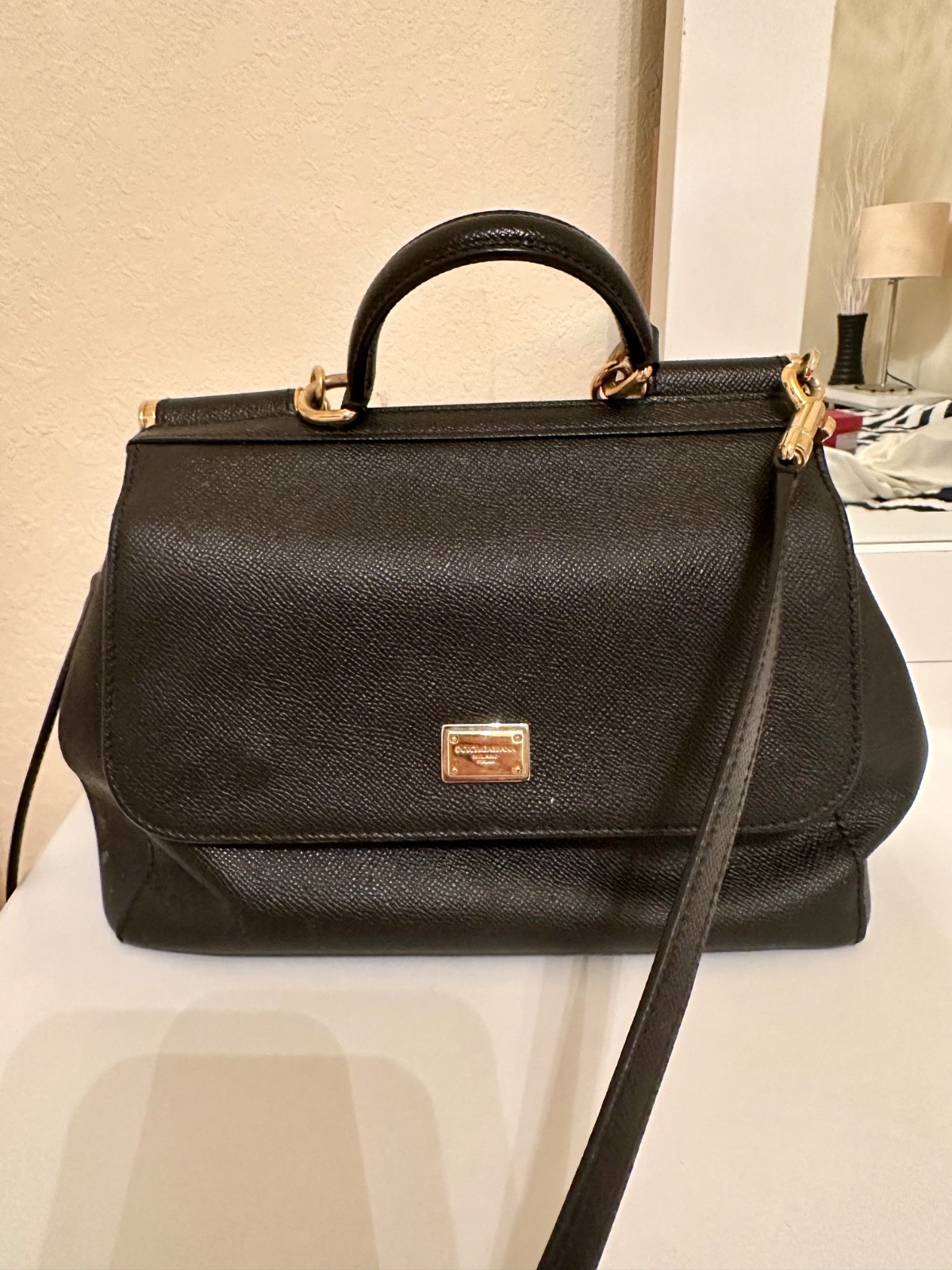 Dolce&Gabbana Medium Sicily Leather Top Bag. Authentic. Used.