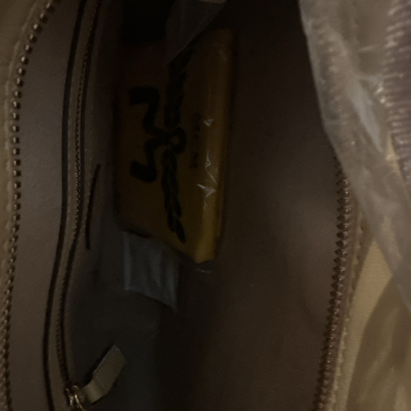 NWT MCM EATA03 IG001 AREN LOGO Neutral Black MESSENGER HANDBAG $730