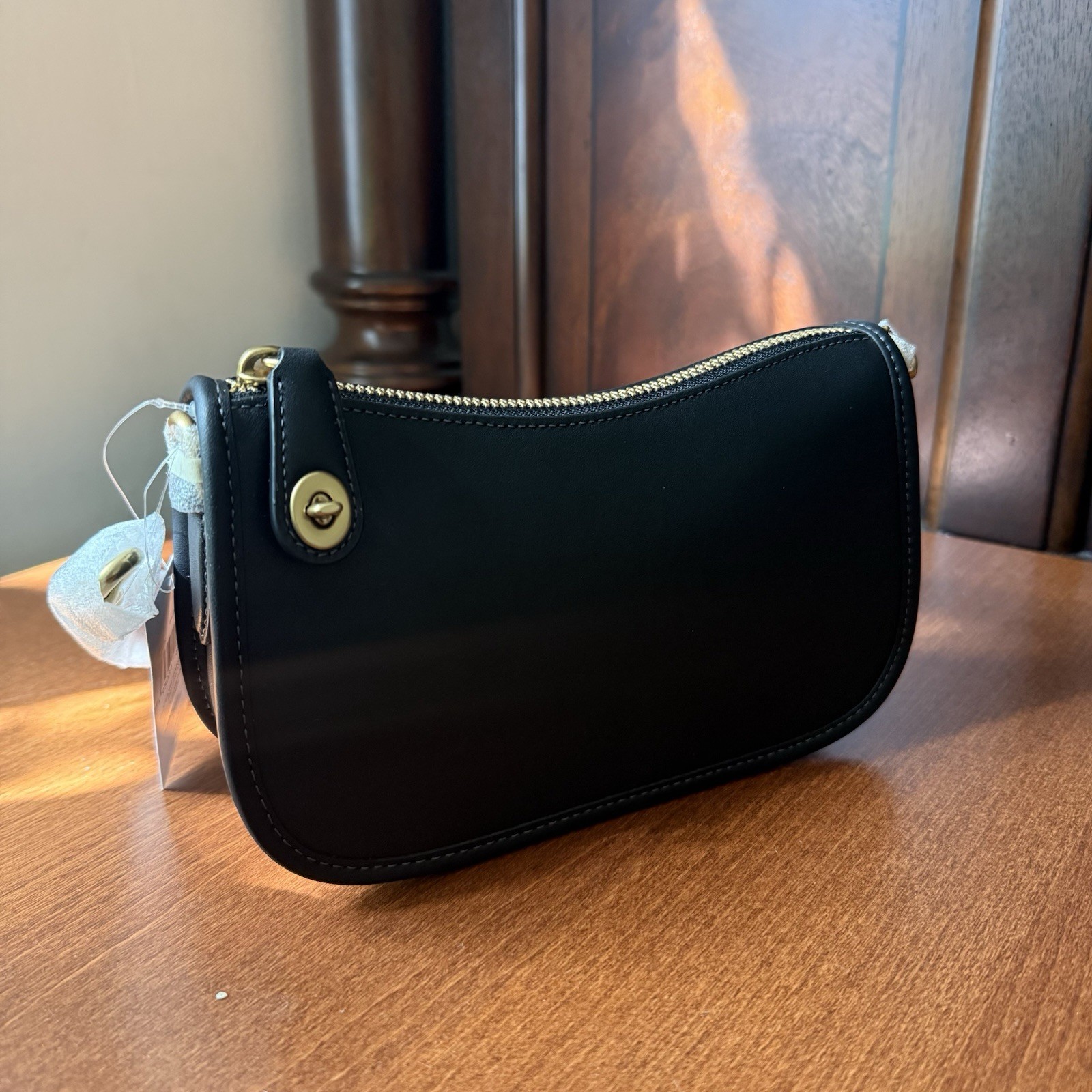 Genuine Coach Swinger 20 Shoulder Bag