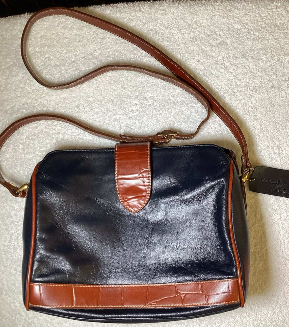 Andrew Geller Boutique Leather Crossbody Purse/Black with Brown Trim & Strap