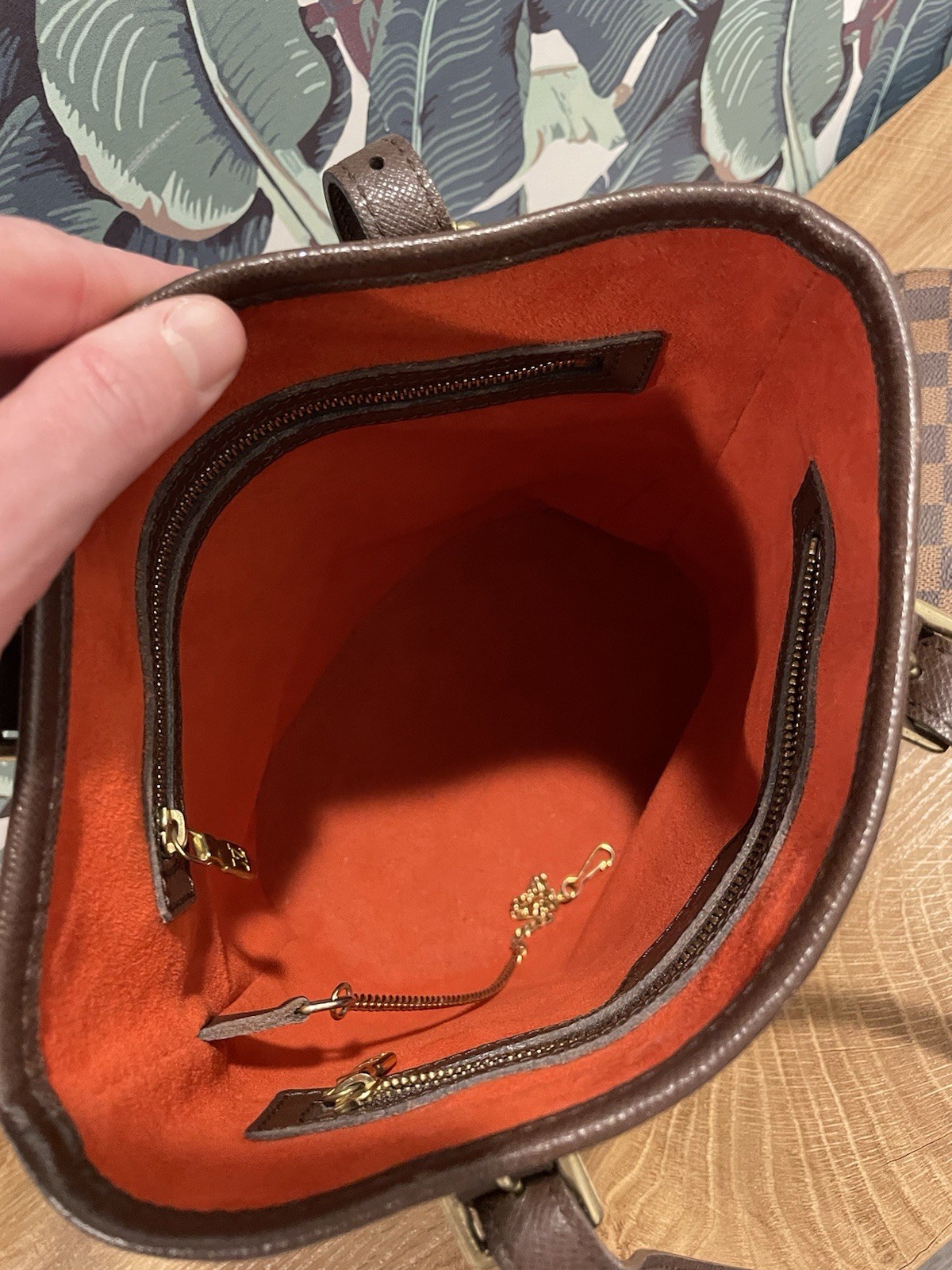 Louis Vuitton Damier Ebene Marais Bucket Bag 23