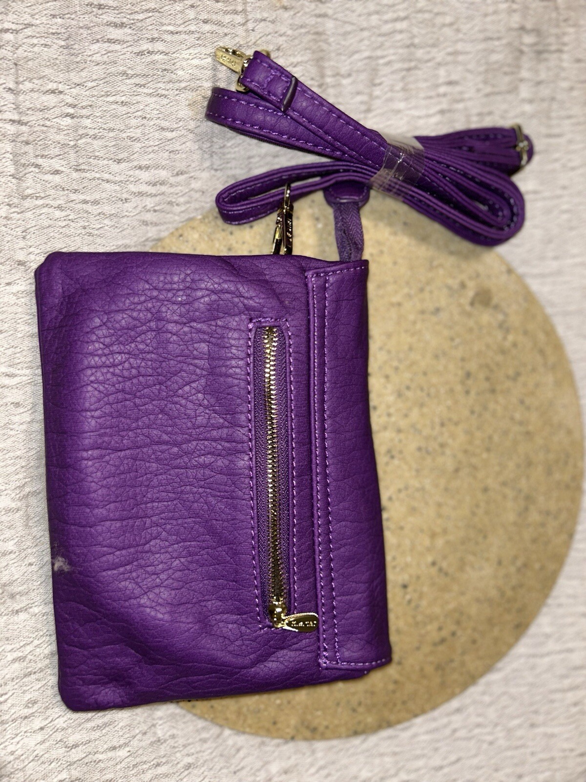 MINICAT Small Crossbody Purse Roomy Pockets Series Cell Phone Wallet Purple NWOT