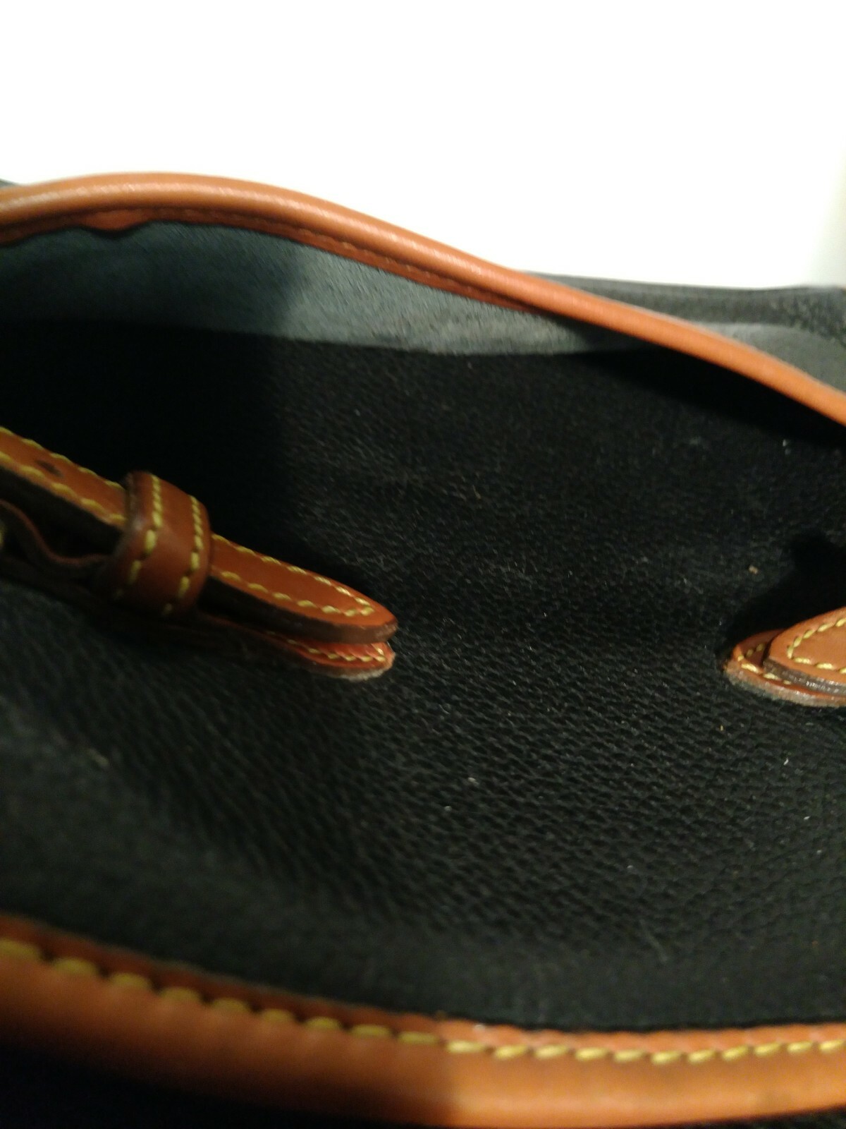 🤗Dooney & Bourke crossbody purse (H5d)
