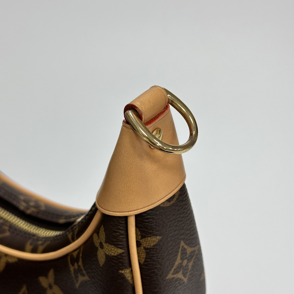 Louis Vuitton Loop Monogram Canvas Pea Shape Underarm Shoulder Crossbody Handbag