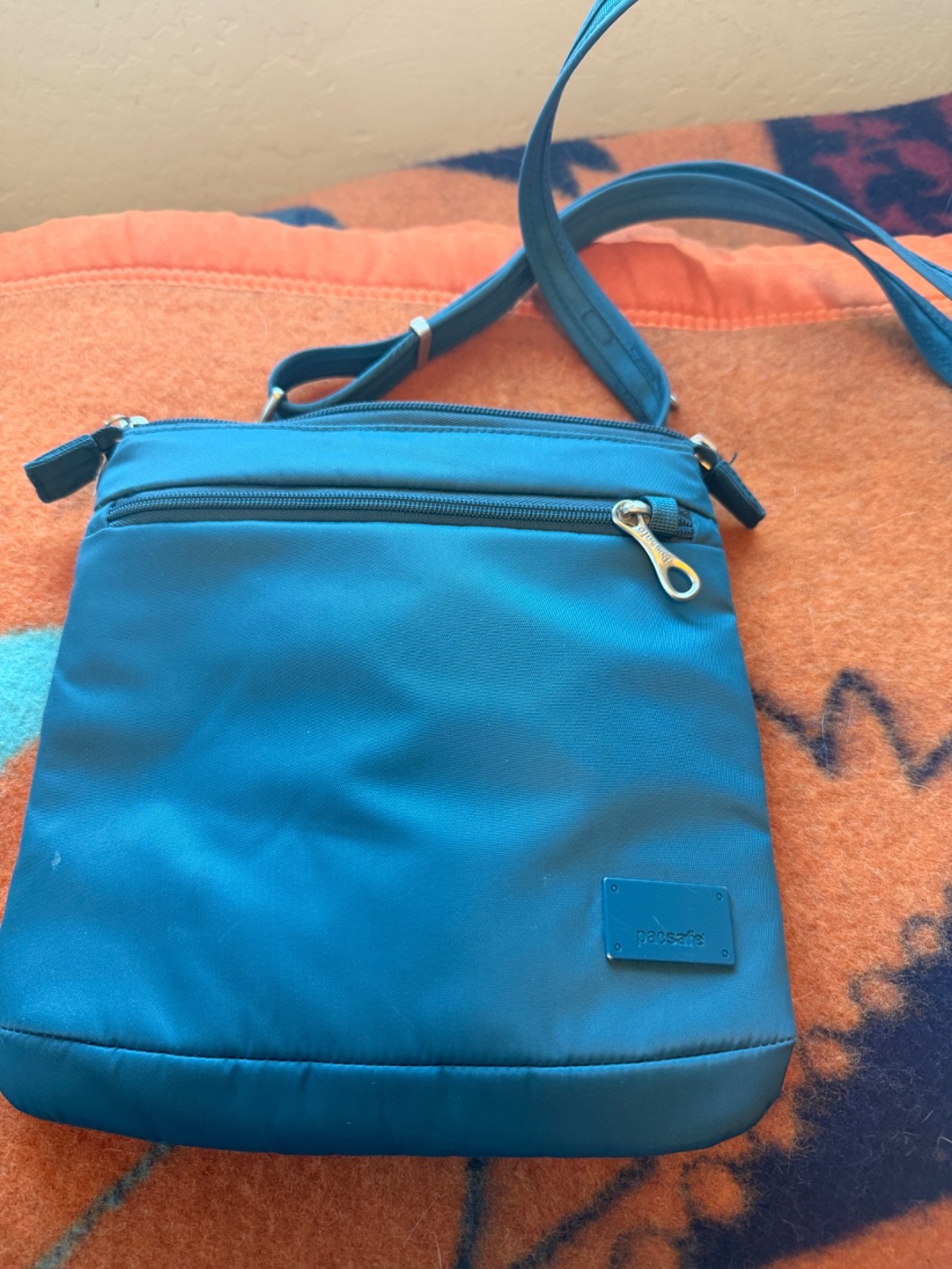 PACSAFE Citysafe Anti-Theft CROSSBODY/SHOULDER Bag TRAVEL Blue PURSE RFID