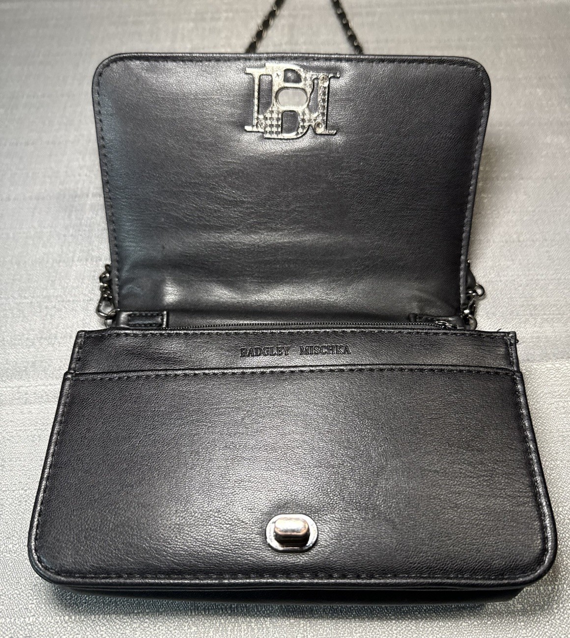 Badgley Mischka Black Quilted Shoulder Bag Chain Strap Logo Accent
