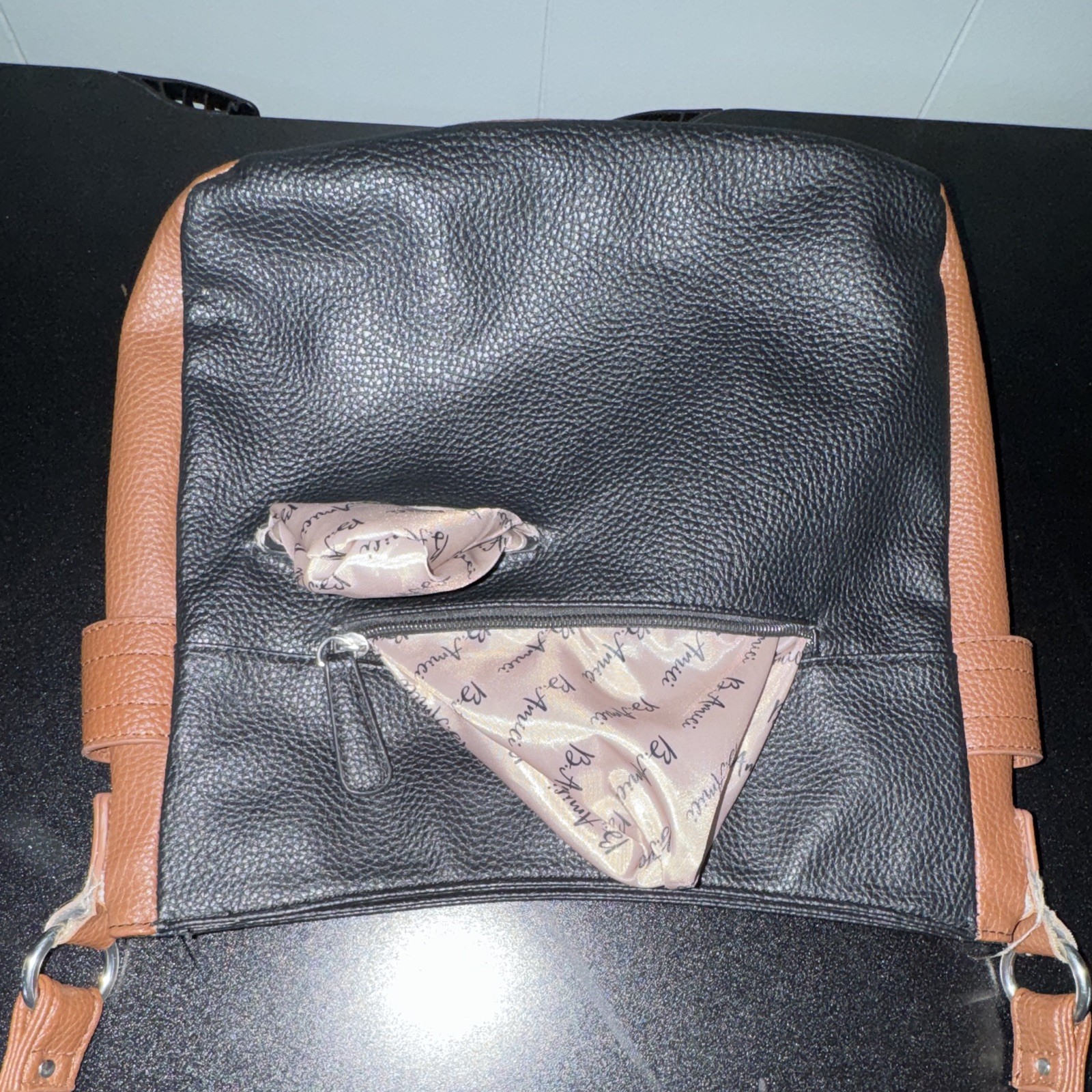 Women’s Black/Brown Pebbled Shoulder Bag Medium Silver Hardware Zip Pockets