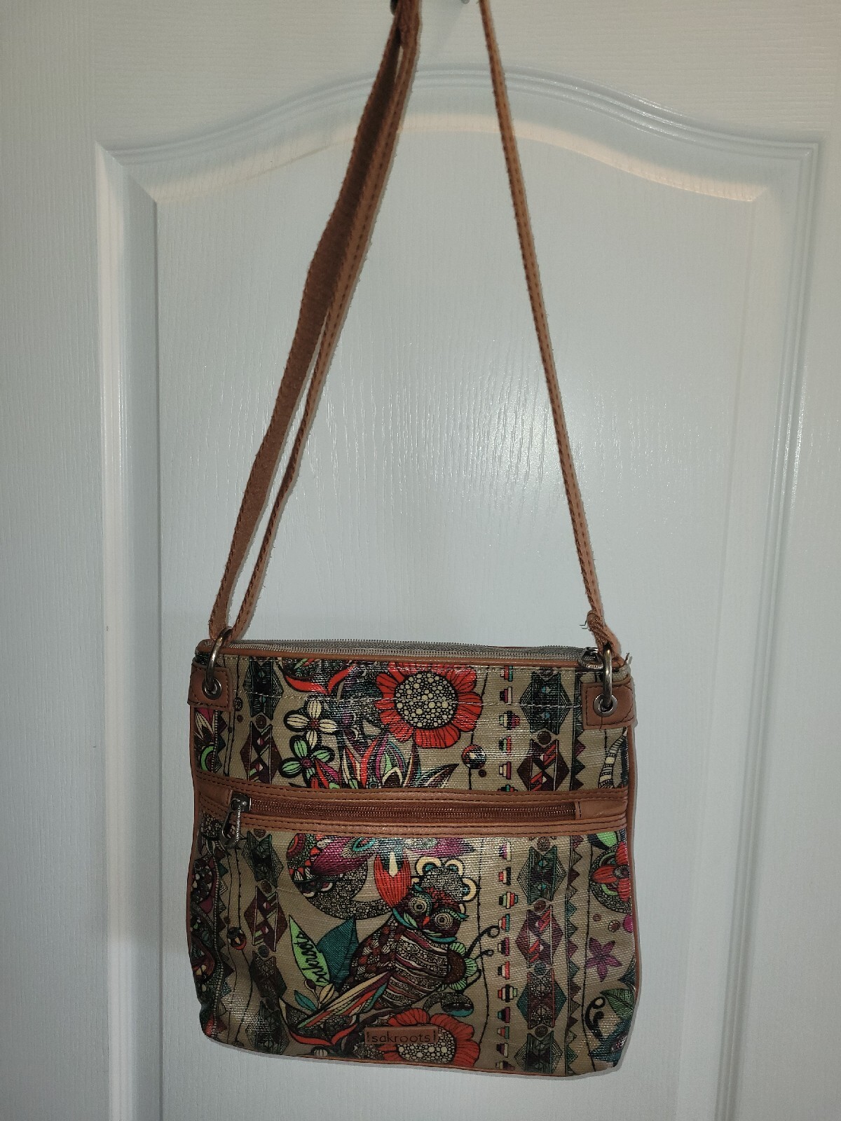 SAKROOTS OWL Crossbody Handbag Multi-color and Brown 11.25″ x 11″ x 1.75″