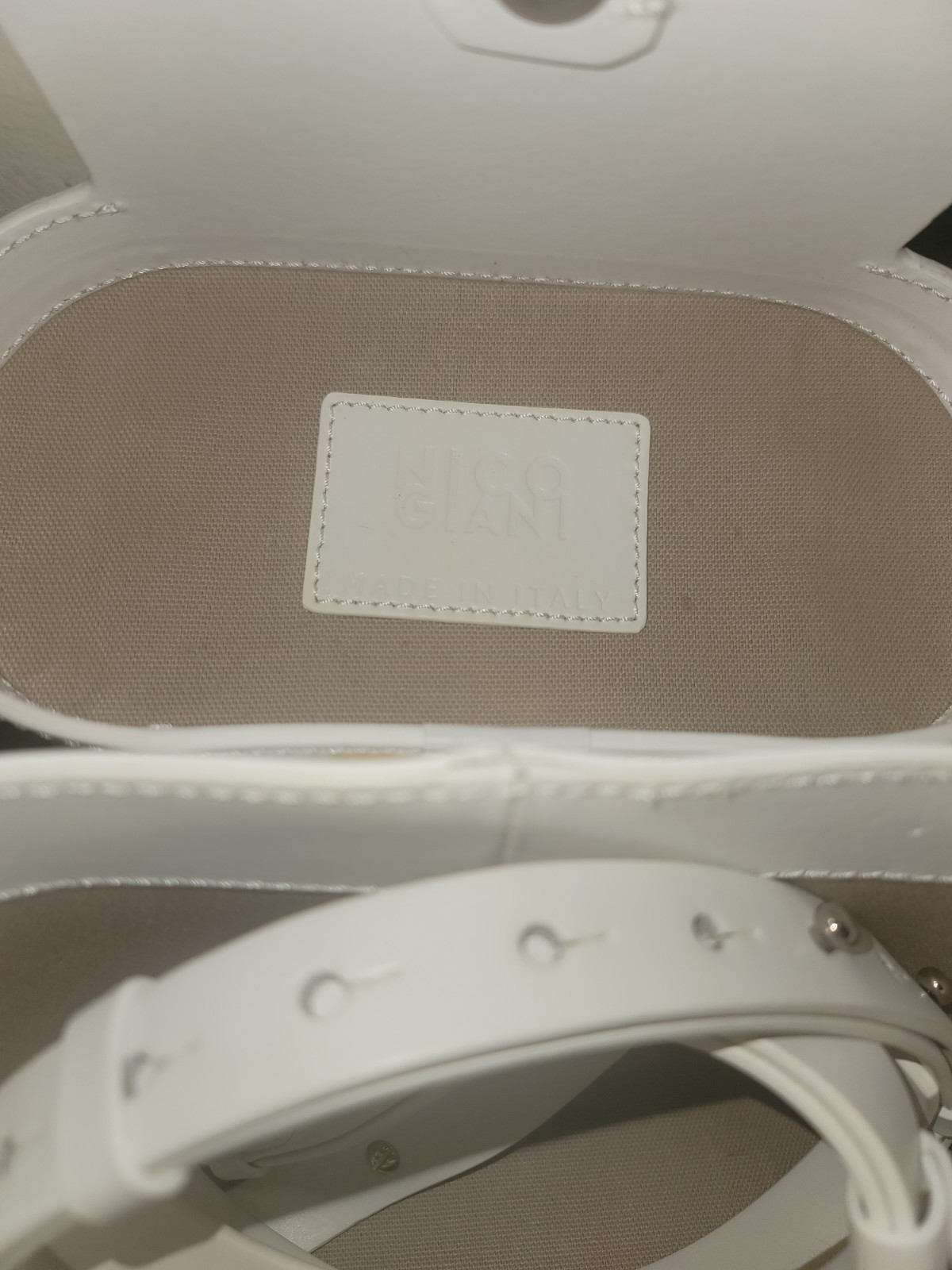 Nico Giani white leather “Adenia” telescope bucket bag