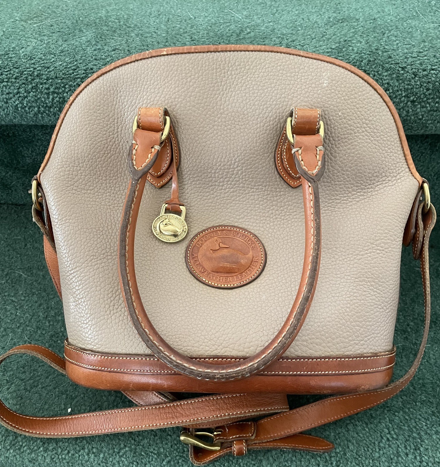 DOONEY & BOURKE Vtg Taupe Norfolk Case Made In USA – Flaws, See Description/Pics