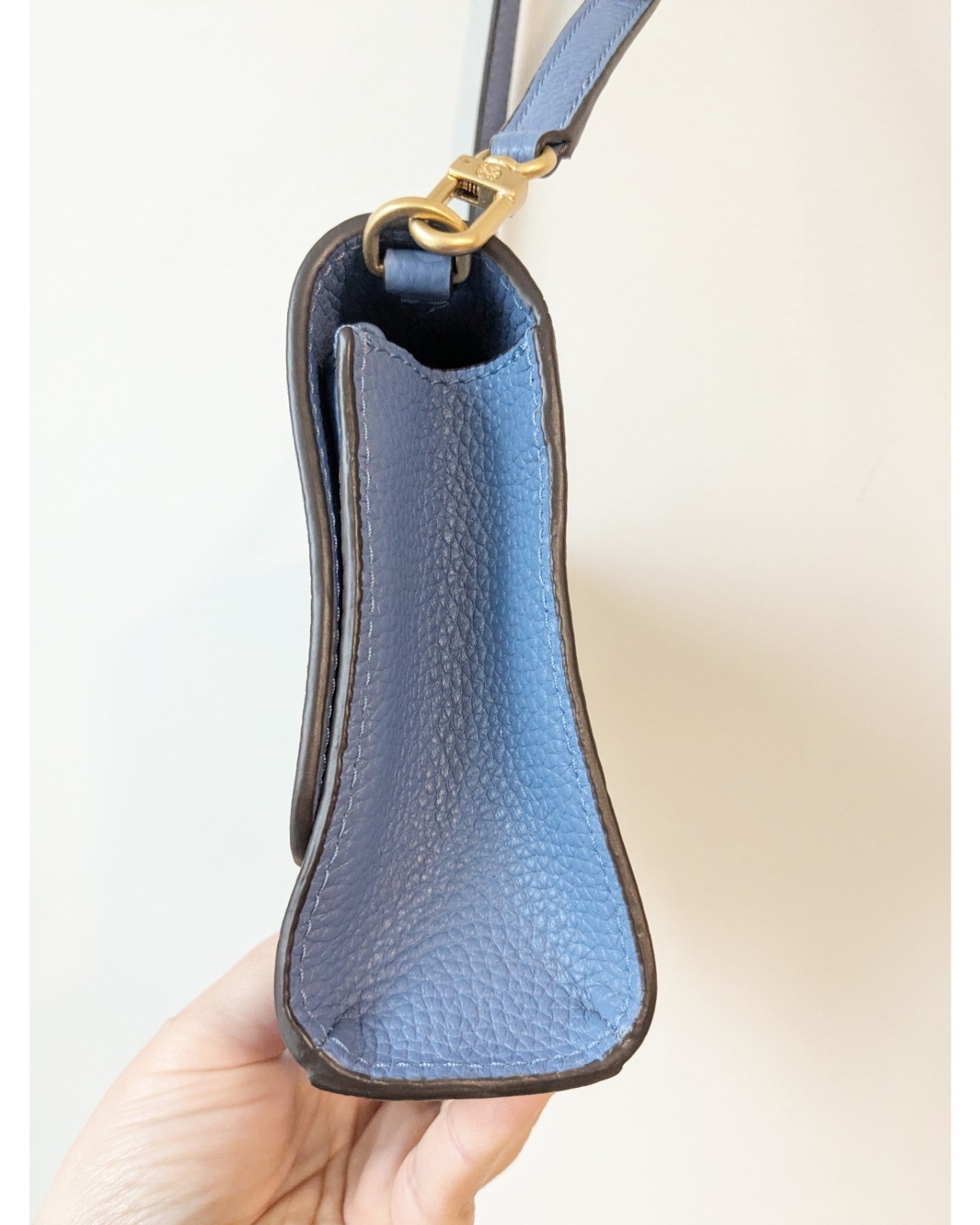 Tory Burch Britten Pebbled Leather Combo Crossbody Bag In Bluewood Gold Hardware