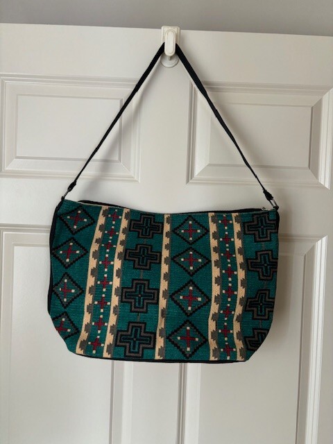 Tote/Shoulder Bag Southwestern Pattern Zip Closure Bag