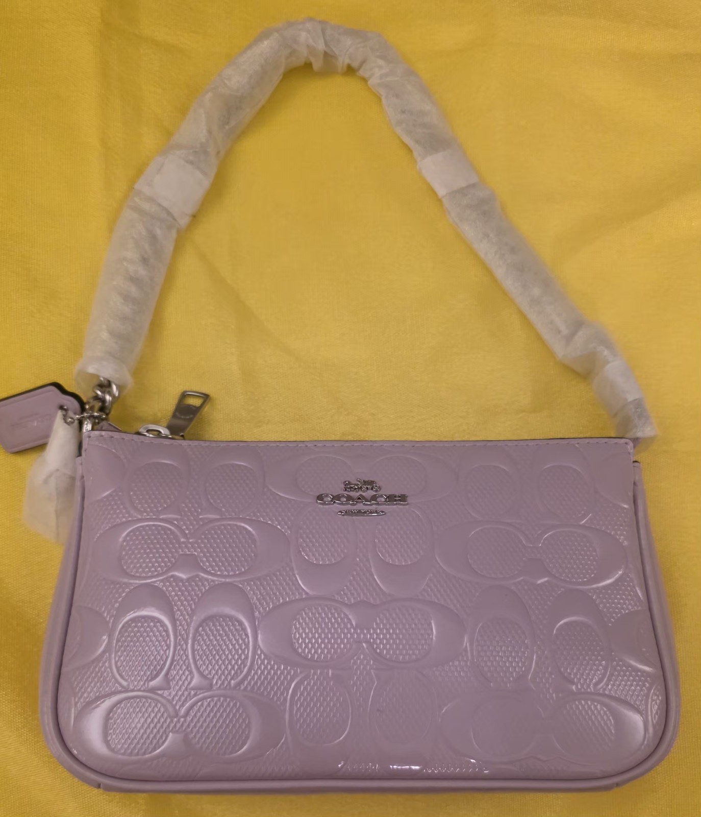 Coach CCZ27 Nolita 19 In Signature Leather With Heart Charm LIGHT VIOLET Sealed