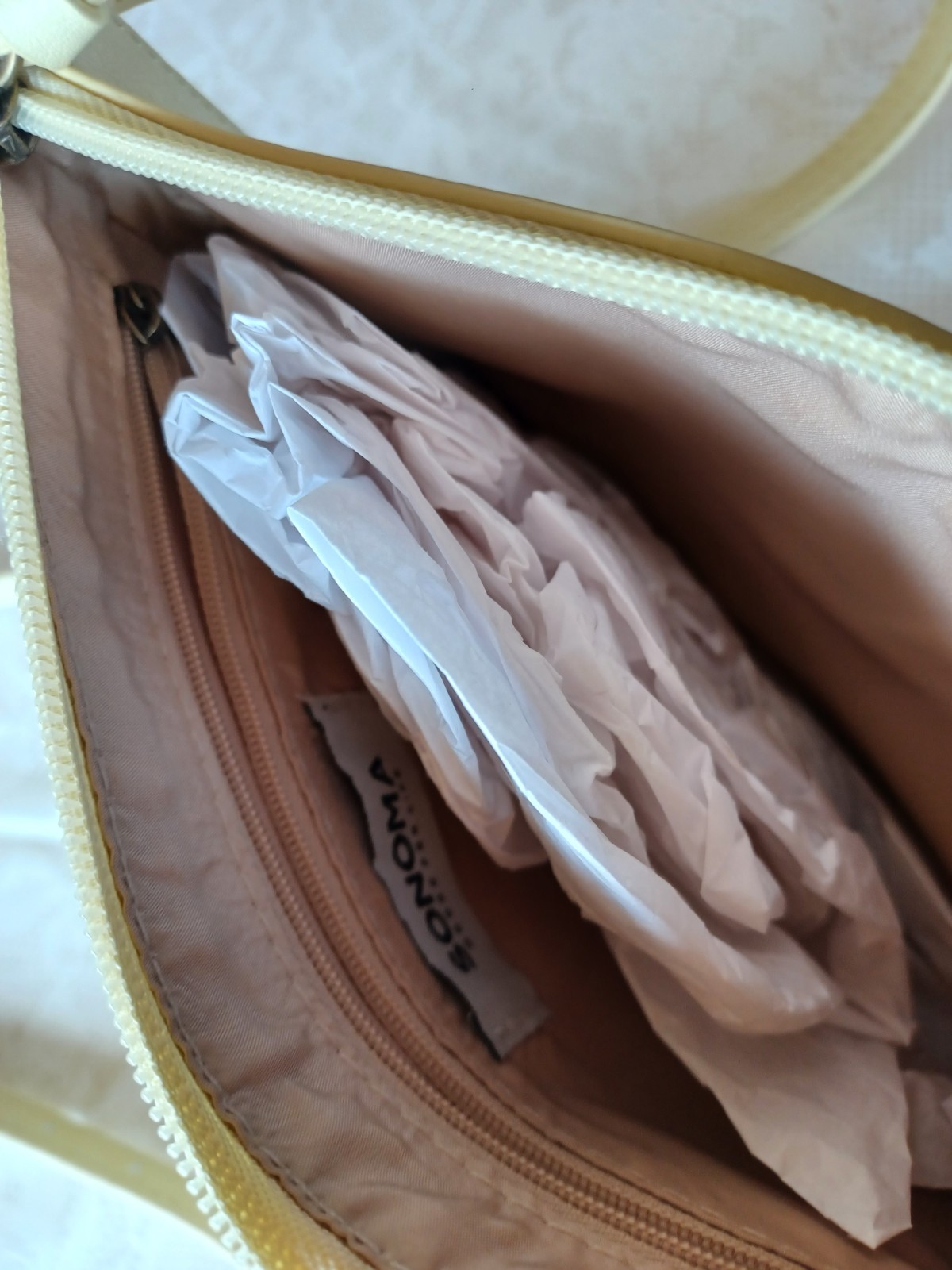NWT Sonoma Goods for Life Pale Yellow Purse 10″ x 7″ Faux Leather Shoulder Strap
